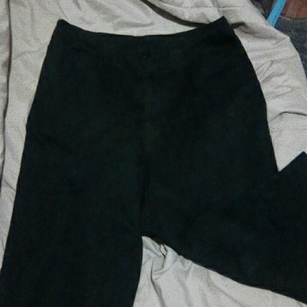White stag knee length bottoms